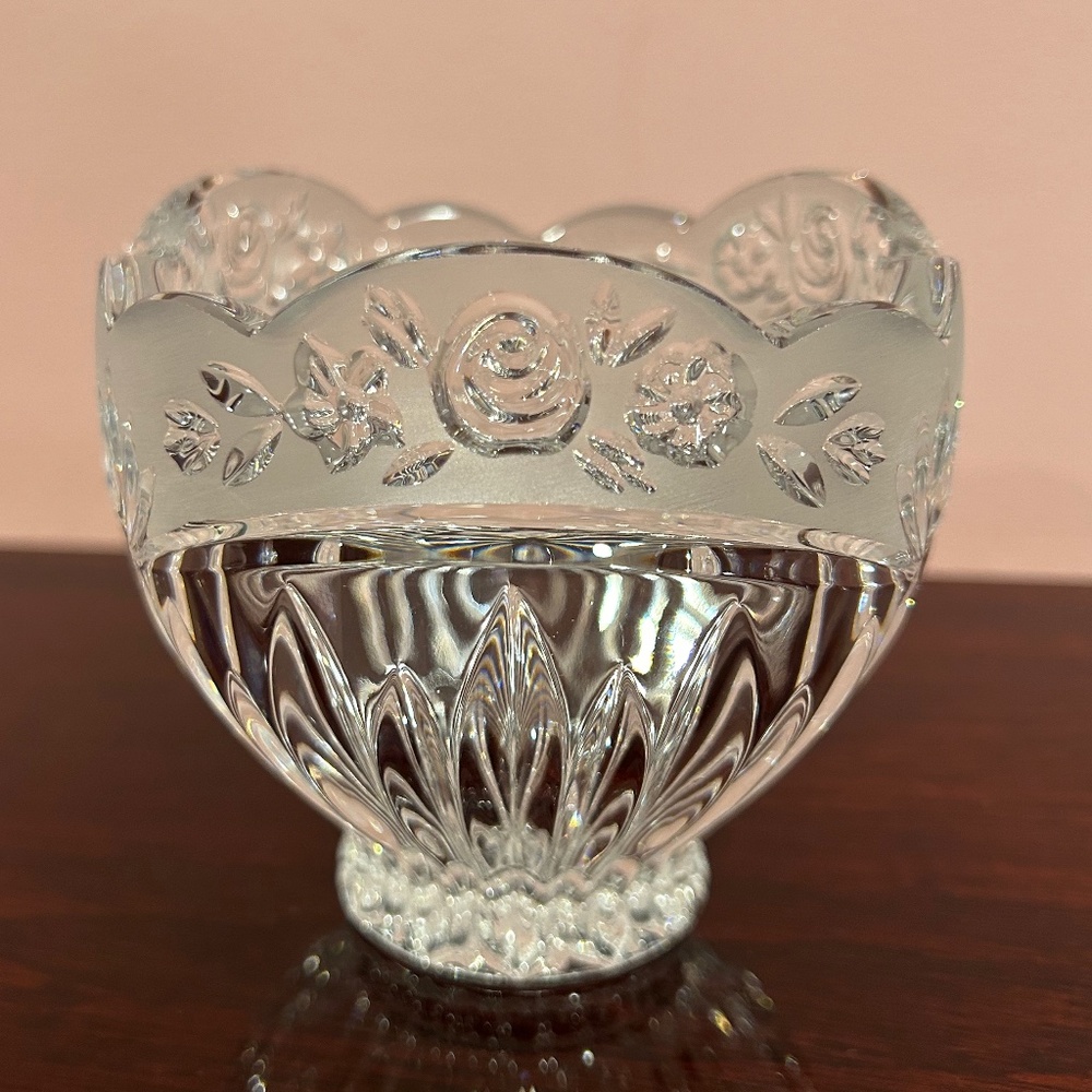 Vintage Oneida Crystal Southern Garden Bowl
